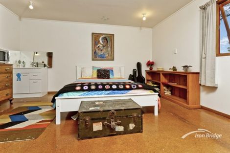 Photo of property in 66 Holyoake Place, Chatswood, Auckland, 0626