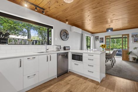 Photo of property in 192 Mangorei Road, Merrilands, New Plymouth, 4312