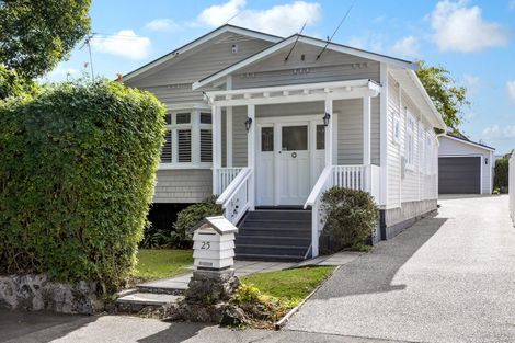 Photo of property in 25 Lambeth Road, Mount Eden, Auckland, 1041