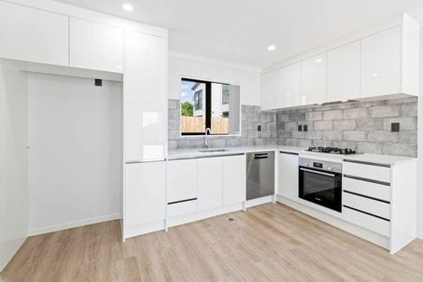 Photo of property in 8c Kent Road, Manurewa, Auckland, 2102