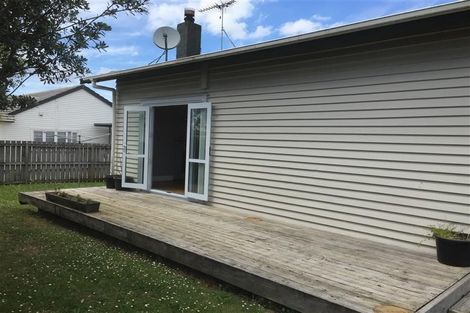 Photo of property in 9 School Road, Tuakau, 2121