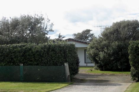 Photo of property in 20 Rua Avenue, Waitarere Beach, Levin, 5510