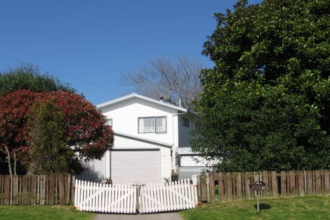 Photo of property in 104 Simpson Road, Papamoa Beach, Papamoa, 3118