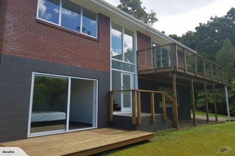 Photo of property in 236a Scenic Drive, Titirangi, Auckland, 0604