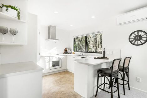 Photo of property in 2/100a Verran Road, Birkdale, Auckland, 0626