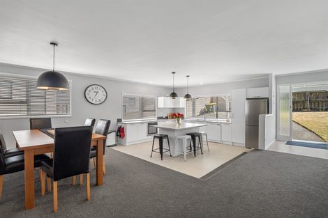 Photo of property in 38 John Downs Drive, Browns Bay, Auckland, 0630