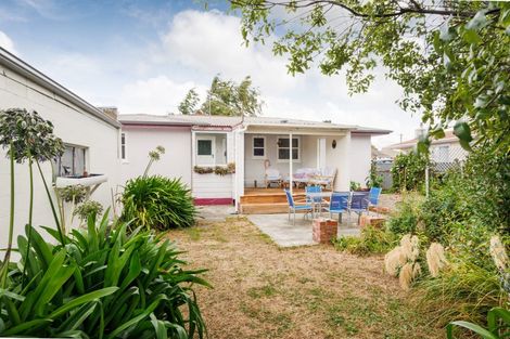 Photo of property in 8 Duff Crescent, Highbury, Palmerston North, 4412