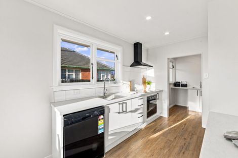 Photo of property in 35 Eureka Street, Aranui, Christchurch, 8061