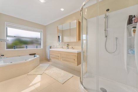 Photo of property in 149b Heta Road, Highlands Park, New Plymouth, 4312