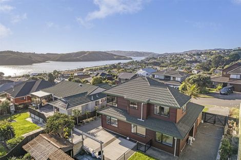 Photo of property in 22 Halladale Road, Papakowhai, Porirua, 5024