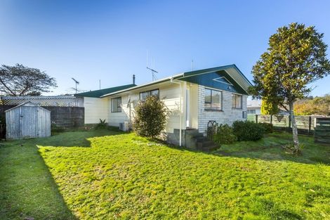 Photo of property in 1/29 Gemstone Drive, Birchville, Upper Hutt, 5018