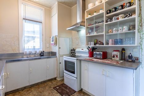 Photo of property in 69 Gordon Street, Dannevirke, 4930