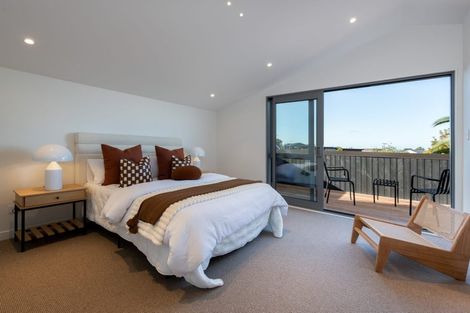 Photo of property in 12a Kowhai Road, Campbells Bay, Auckland, 0630