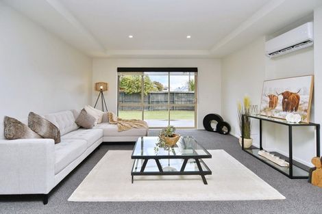 Photo of property in 95 Gayhurst Road, Dallington, Christchurch, 8061