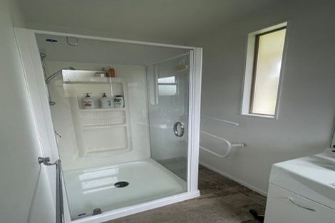 Photo of property in 17 Meteor Place, Schnapper Rock, Auckland, 0632