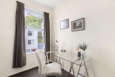 Photo of property in Fernhill Flats, 9/324 The Terrace, Te Aro, Wellington, 6011