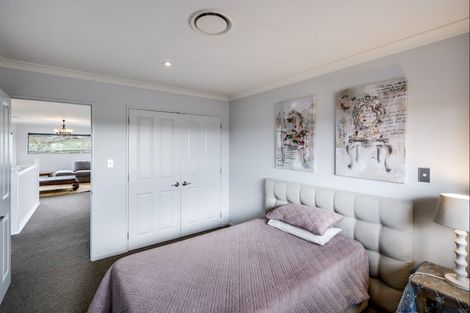 Photo of property in 2 The Croft, Havelock North, 4130