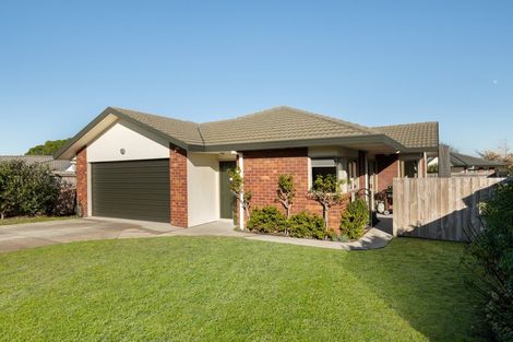 Photo of property in 35 Longview Drive, Papamoa Beach, Papamoa, 3118