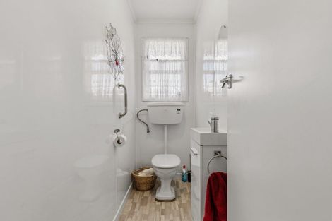 Photo of property in 13 Kenmore Place, Tokoroa, 3420