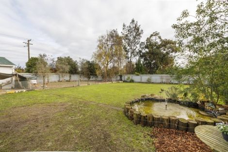 Photo of property in 16 Lyon Street, Marton, 4710