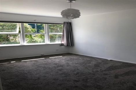 Photo of property in 44 Seymour Road, Sunnyvale, Auckland, 0612