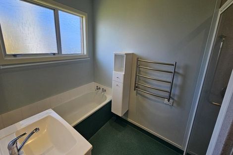 Photo of property in 14 Truby King Street, Merrilands, New Plymouth, 4312