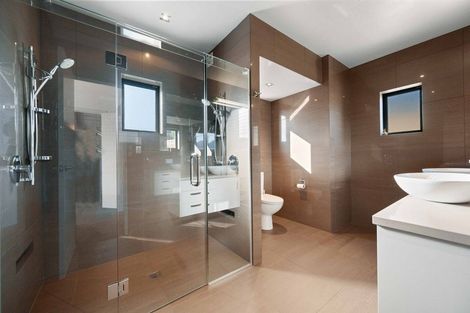 Photo of property in 50 Forest Heights, Wanaka, 9305