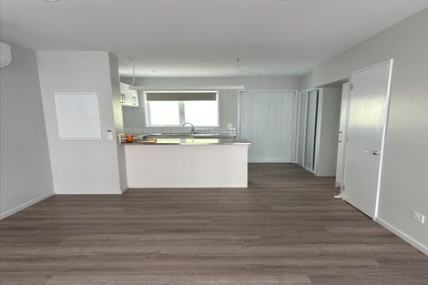 Photo of property in 2/37 Beresford Street, New Brighton, Christchurch, 8061