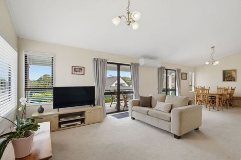 Photo of property in 42 Polkinghorne Drive, Manly, Whangaparaoa, 0930