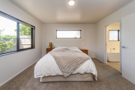 Photo of property in 29a Botanical Road, Takaro, Palmerston North, 4412