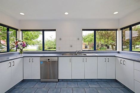 Photo of property in 3 Knightsbridge Place, Taradale, Napier, 4112