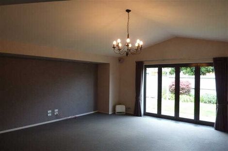 Photo of property in 6 Cranmer Close, Rototuna North, Hamilton, 3210