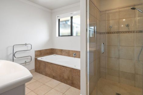 Photo of property in 8a Waimarama Street, Waikawa, Picton, 7220