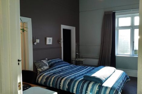 Photo of property in 1 Beach Street, Saint Clair, Dunedin, 9012