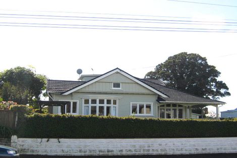 Photo of property in 18 Wallace Place, Westown, New Plymouth, 4310