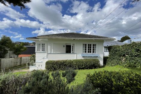 Photo of property in 9 Akarana Avenue, Mount Roskill, Auckland, 1041