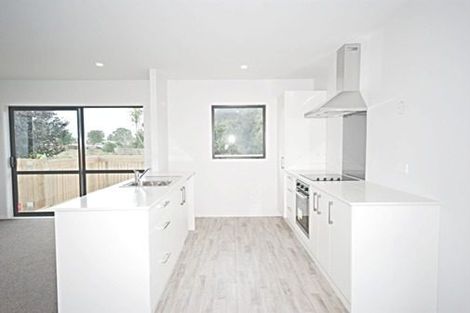 Photo of property in 90 Chelburn Crescent, Mangere East, Auckland, 2024