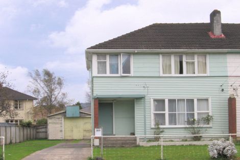 Photo of property in 327 Oxford Terrace, Avalon, Lower Hutt, 5011