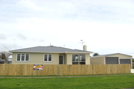 Photo of property in 59 Mouatt Street, Waitara, 4320