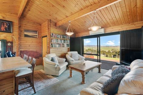 Photo of property in 39 Bright Road, Waiuku, 2682