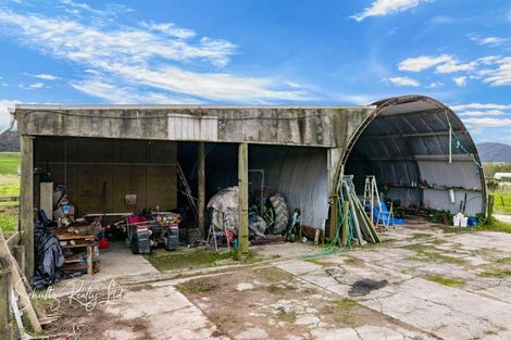 Photo of property in 32a Swamp Road, Mareretu, Maungaturoto, 0571