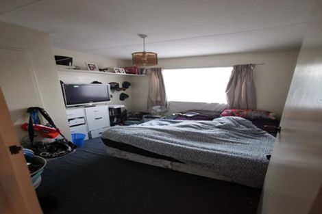 Photo of property in 49 Tait Drive, Greenmeadows, Napier, 4112