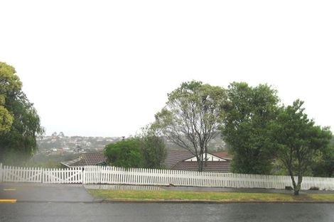 Photo of property in 50 Chelsea View Drive, Chatswood, Auckland, 0626