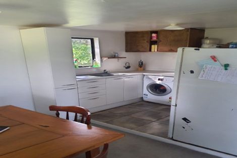 Photo of property in 558 Helmsdale Road, Waipu, 0582