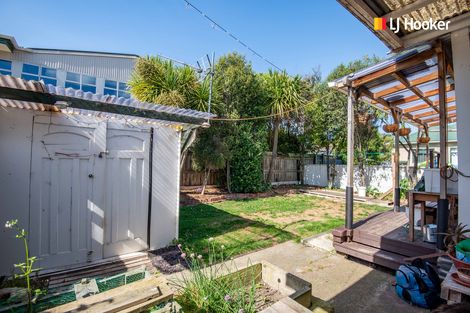 Photo of property in 141 Richardson Street, Saint Clair, Dunedin, 9012