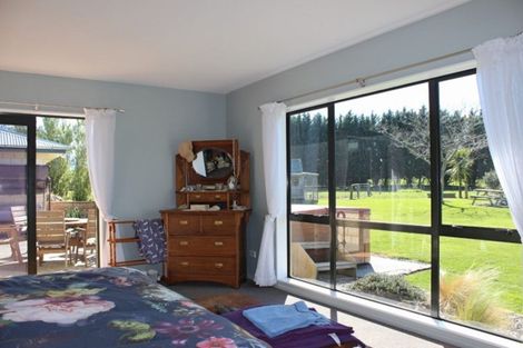 Photo of property in 75 Adelaide Road, Dannevirke, 4978