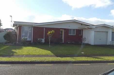 Photo of property in 5 Evelyn Place, Welbourn, New Plymouth, 4310