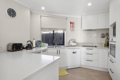 Photo of property in 148 Bay View Road, South Dunedin, Dunedin, 9012