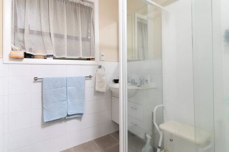 Photo of property in 33 Martbern Crescent, Bishopdale, Christchurch, 8053