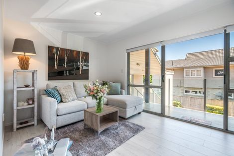 Photo of property in 7/420a Hibiscus Coast Highway, Orewa, 0931